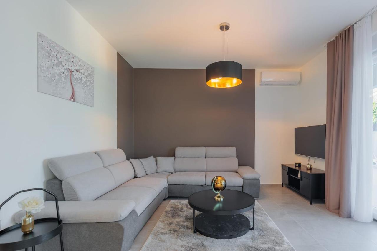 Villa Mara Vrsi Esterno foto